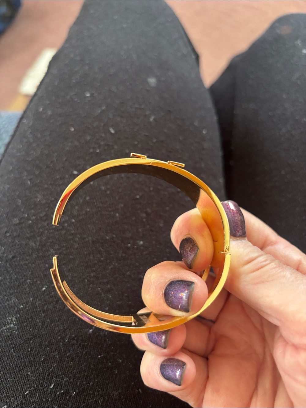 Beautiful bangle - Picture 3 of 3